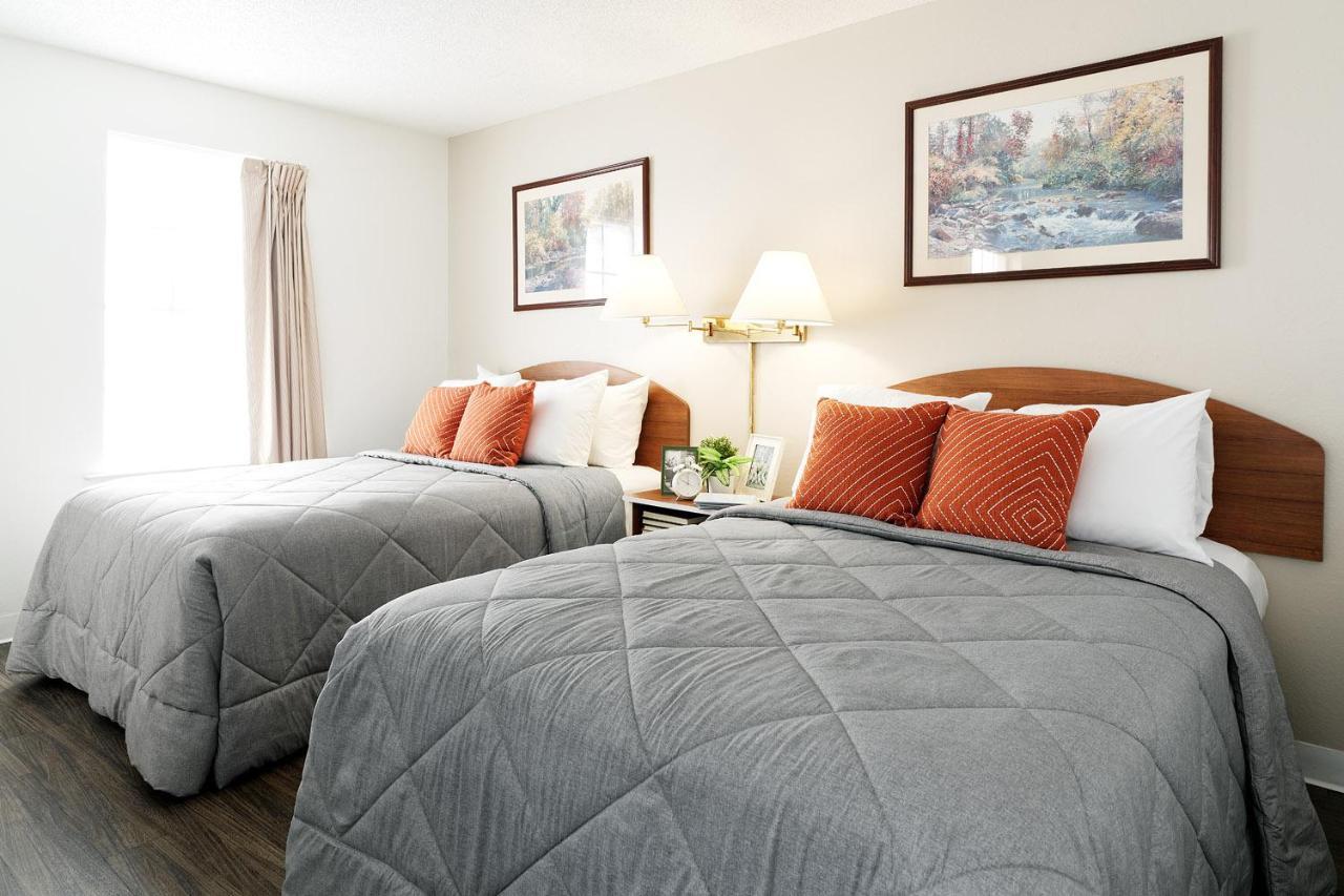 Intown Suites Extended Stay Colorado Springs Exteriör bild