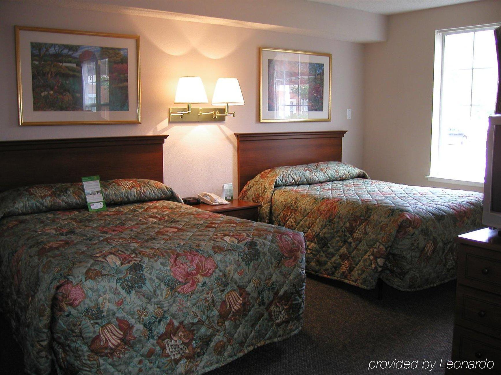 Intown Suites Extended Stay Colorado Springs Rum bild